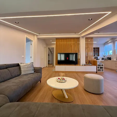 Hysa Apartment
