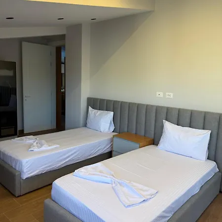 Apartment Hysa Golem (Tirana)